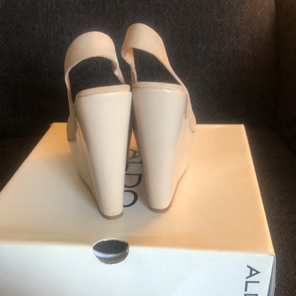 ❤️SOLD❤️ Aldo high heel wedges - Picture 3 of 5